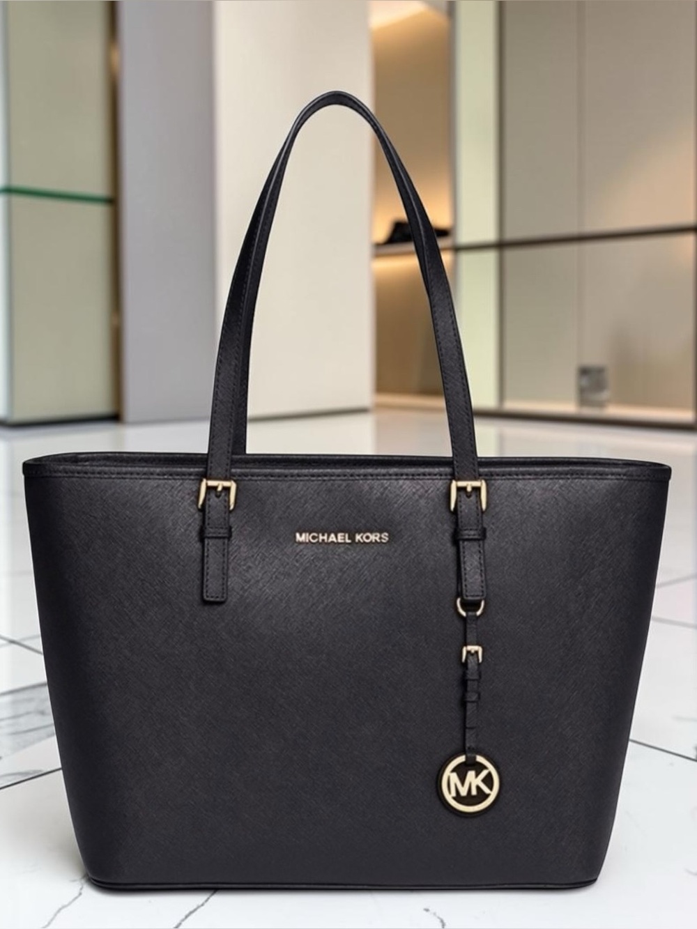 Michael Kors Jet Set Saffiano Leather Large Tote Bag EUC Original $298